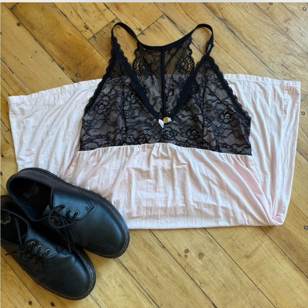 Elegant Black Lace and Pink Sleepwear